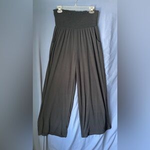 Zenana Women’s  Smocked Waist Wide Leg Pants Size‎ 1X Charcoal Trendy Bloomer